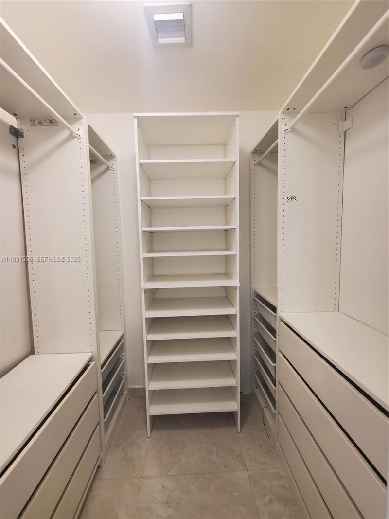 488 NE 18th St, Unit 1805, Miami, FL 33132 Photo