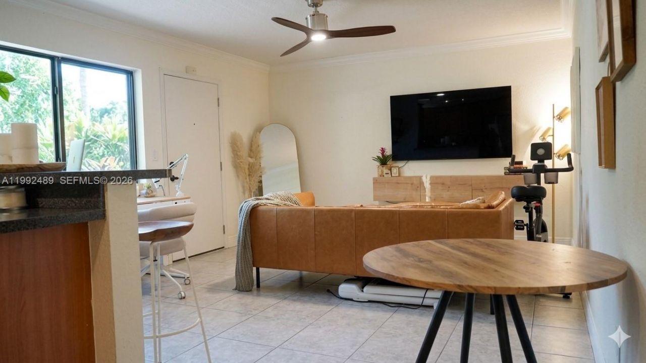 3240 Mary St , Unit S206, Miami, FL 33133 Photo