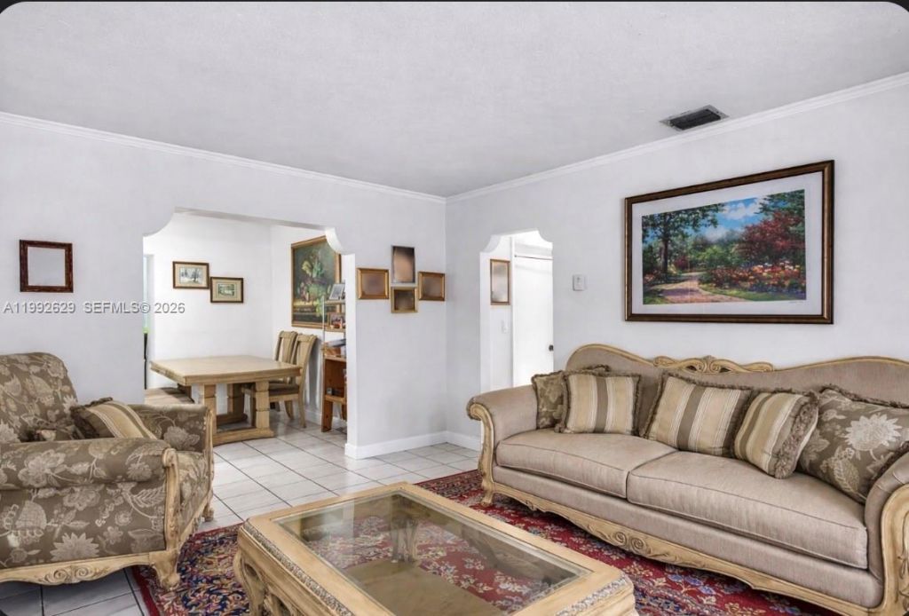 2145 SW 26 St, Miami, FL 33133 Photo