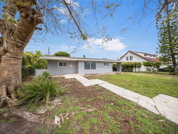 17860 SW 110th Ct, Miami, FL 33157