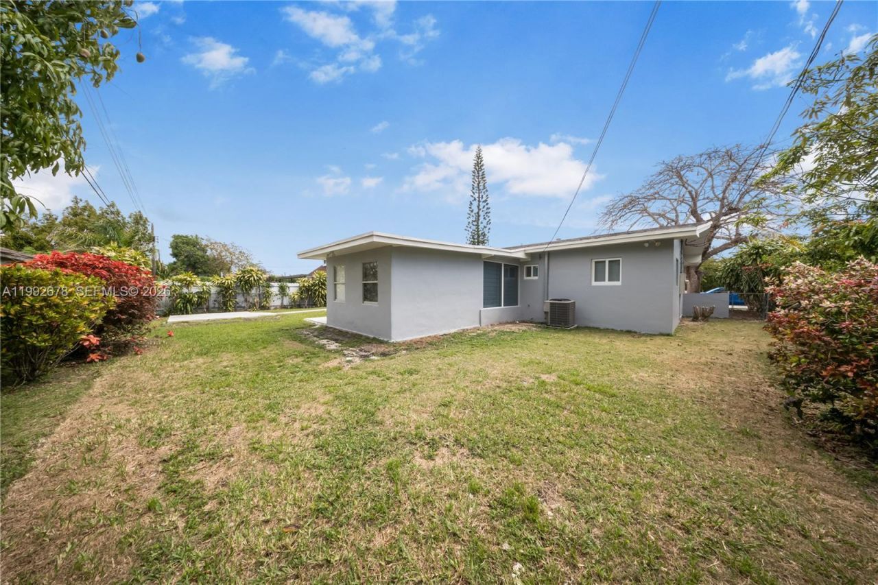 17860 SW 110th Ct, Miami, FL 33157 Photo