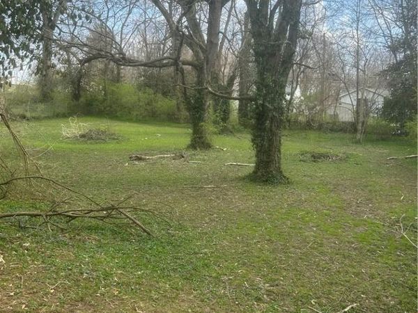 0 E E. Second Street, Xenia, OH 45385