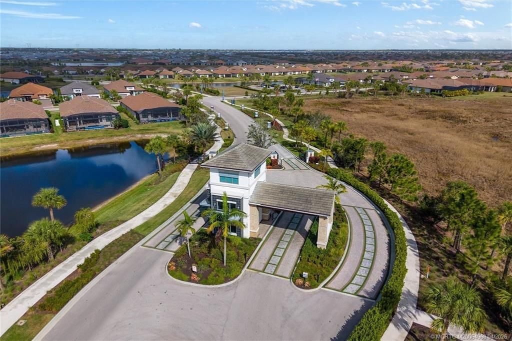 9959 SW Cloister Drive, Port Saint Lucie, FL 34987 Photo