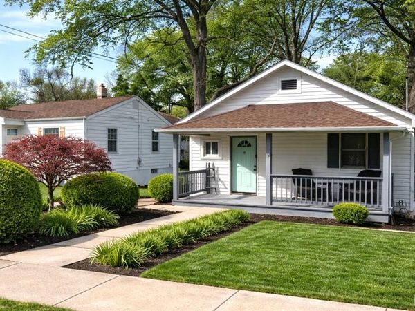 7615 Folk Avenue , Maplewood, MO 63143