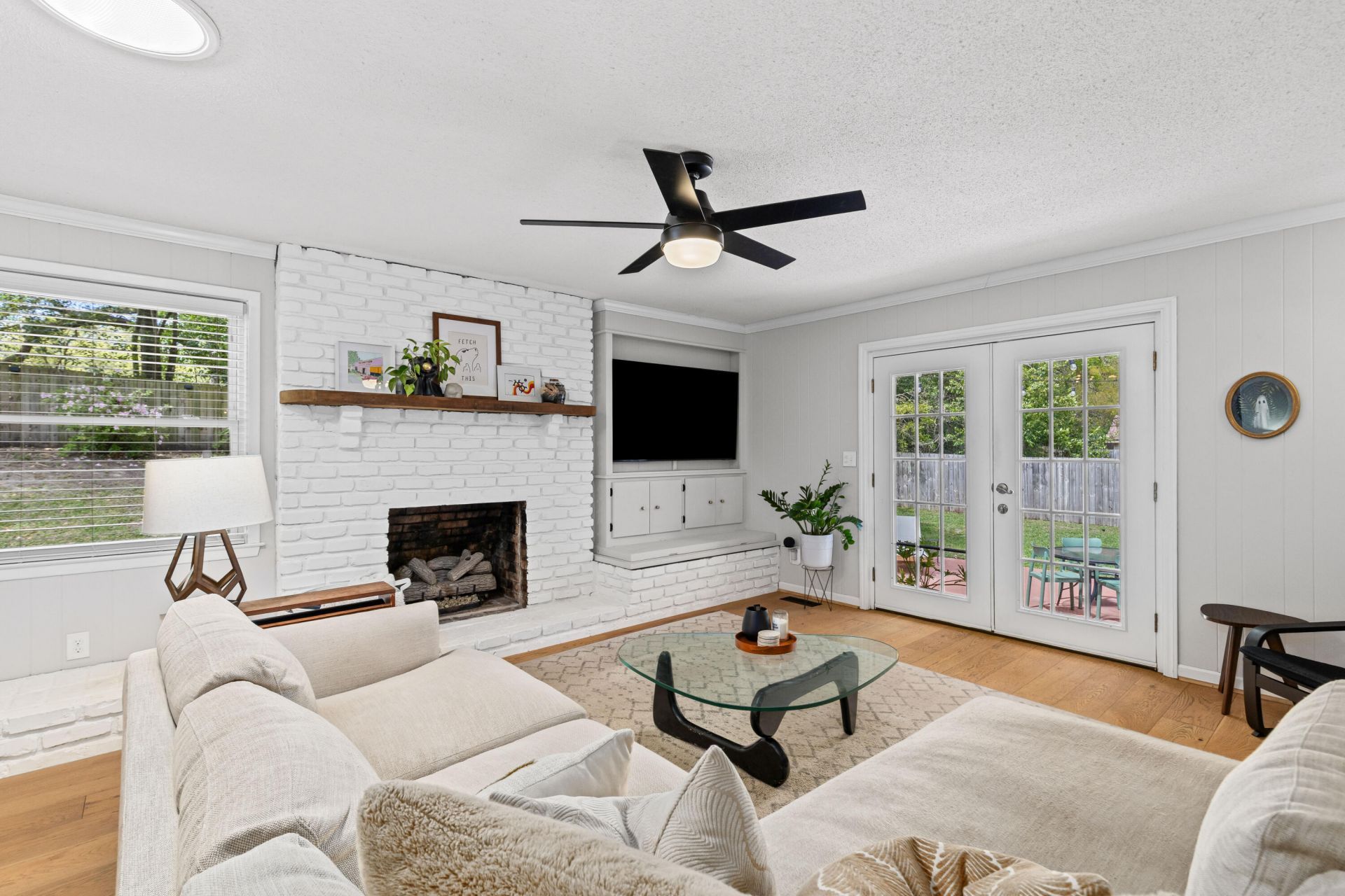 4929 Ashby Avenue Photo 22