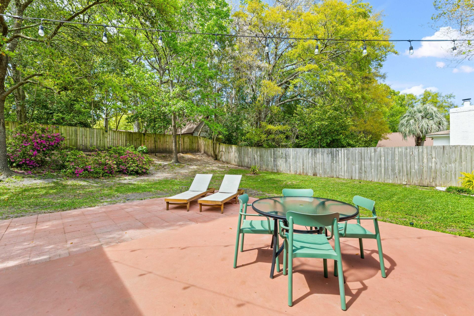 4929 Ashby Avenue Photo 39