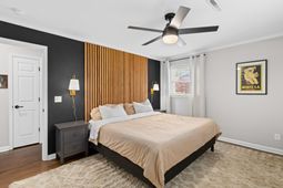 4929 Ashby Avenue photo 4