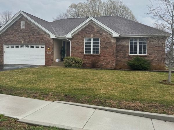 198 TRENT Lane , Loves Park, IL 61111