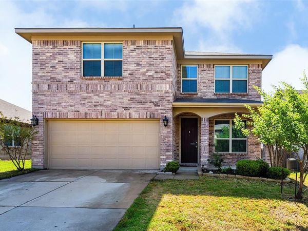 2917 Whitetail Chase Drive, Fort Worth, TX 76108