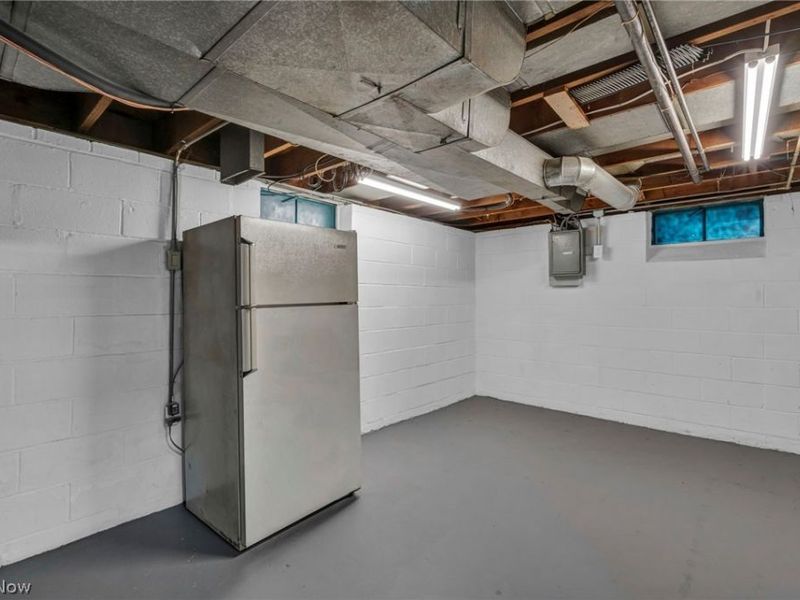 4413 Torrington Avenue, Parma, OH 44134 Photo 30