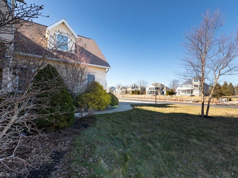 7016 E Sunview Drive , Lakeside Marblehead, OH 43440 Photo 6