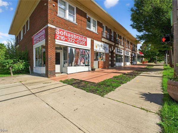 2201 N Taylor Road, Cleveland Heights, OH 44112