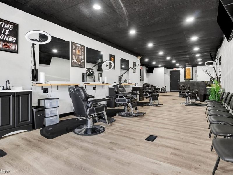 2201 N Taylor Road, Cleveland Heights, OH 44112 Photo 16