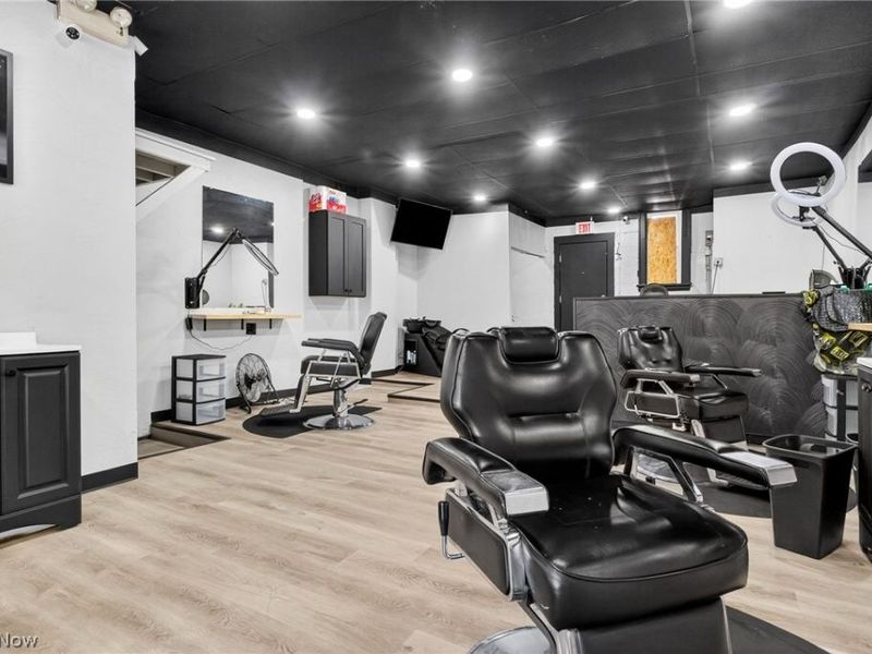 2201 N Taylor Road, Cleveland Heights, OH 44112 Photo 18