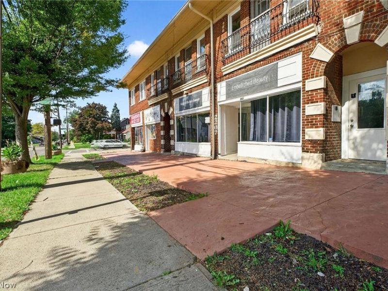 2201 N Taylor Road, Cleveland Heights, OH 44112 Photo 2