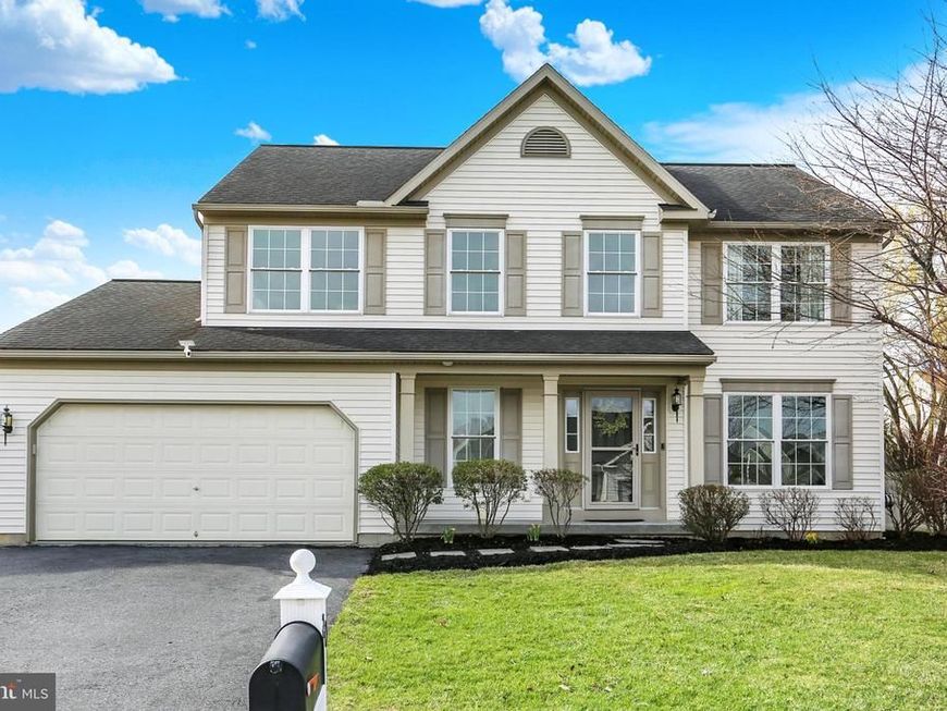 20 Limestone Lane Lane, Palmyra, PA 17078 Main Photo