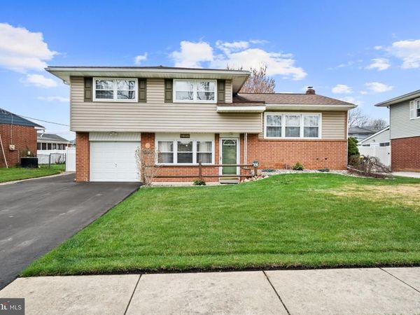 2105 BARR ROAD, WILMINGTON, DE 19808