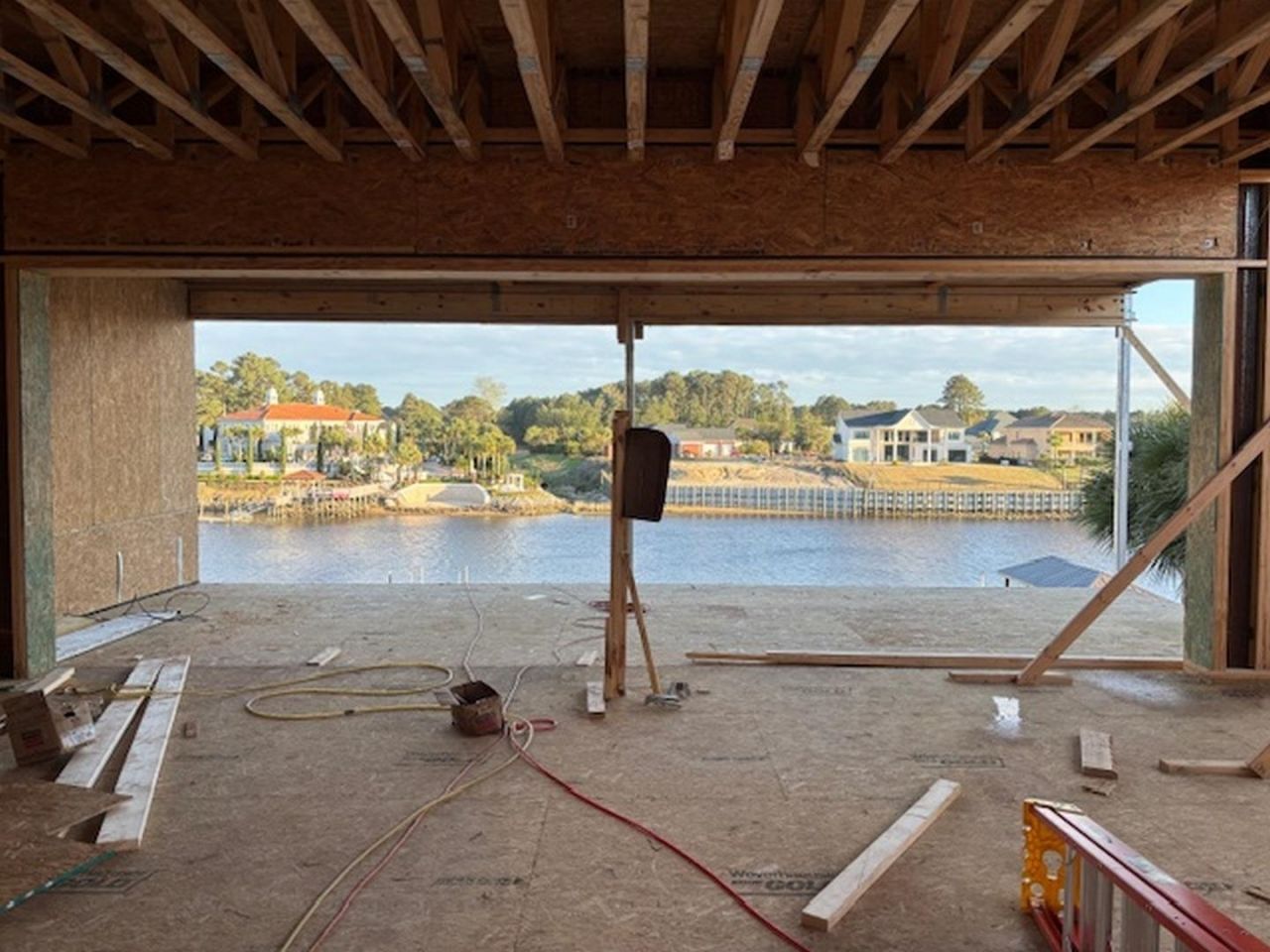 852 Waterton Ave. Photo 11