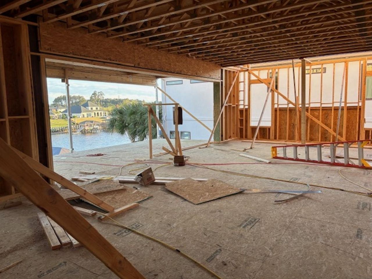 852 Waterton Ave. Photo 12