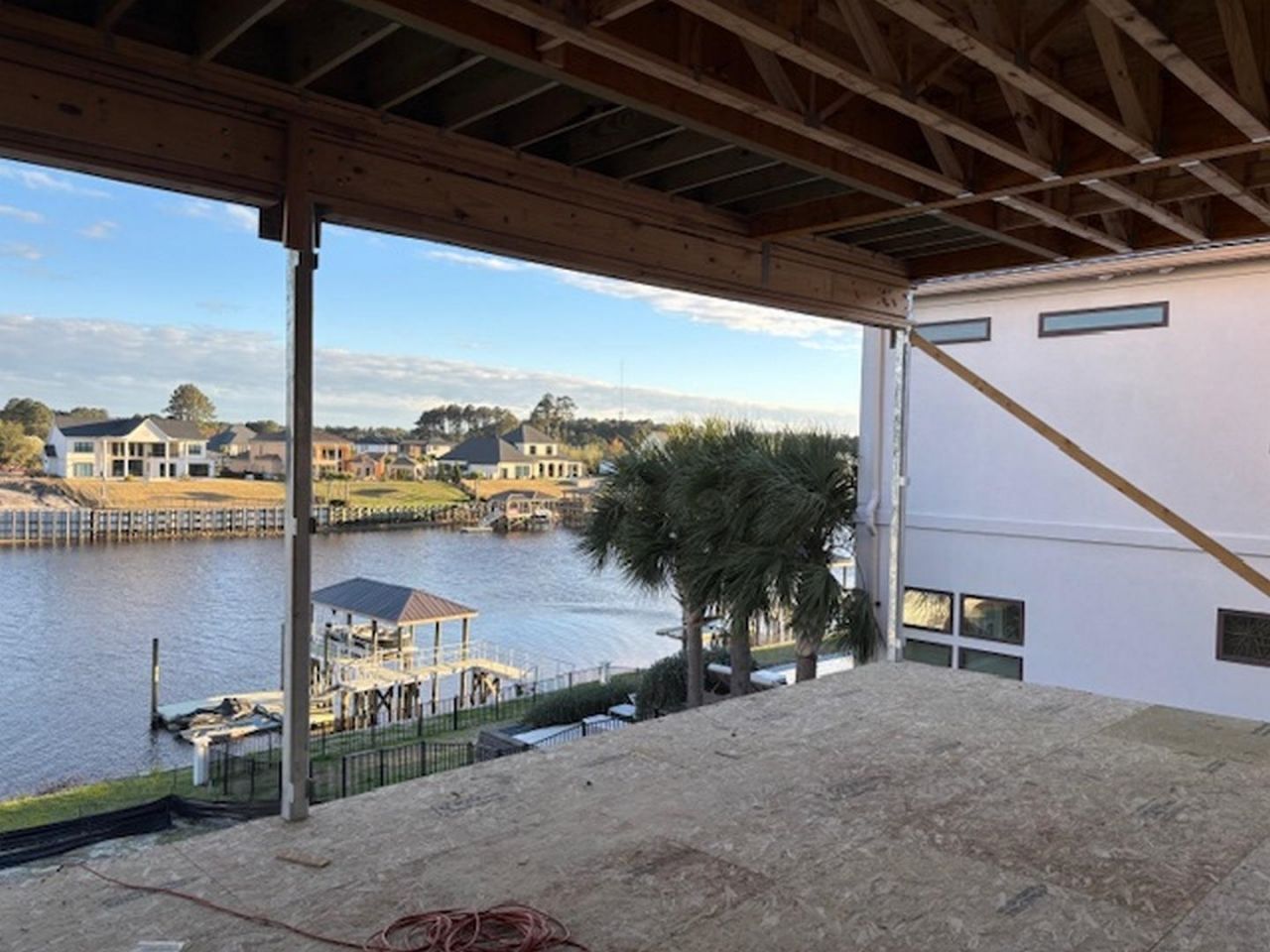 852 Waterton Ave. Photo 13