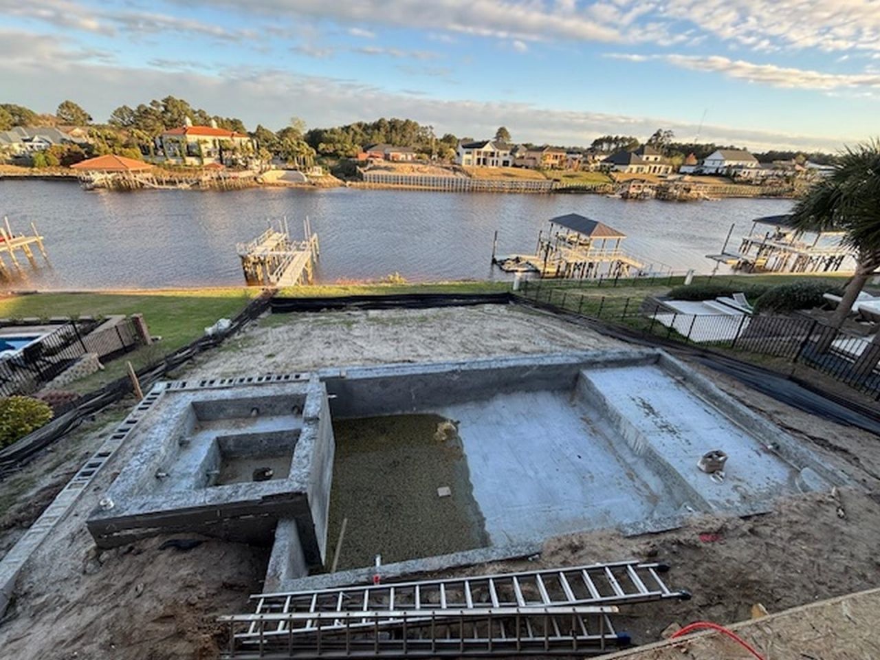 852 Waterton Ave. Photo 15