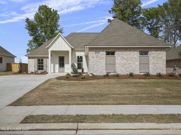 202 Benners Lane, Madison, MS 39110