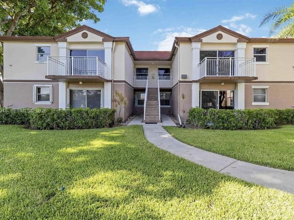 1250 SW 113th Terrace, Unit 201, Pembroke Pines, FL 33025