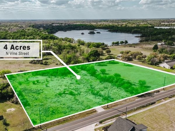 000 N Vine , Victoria, TX 77901