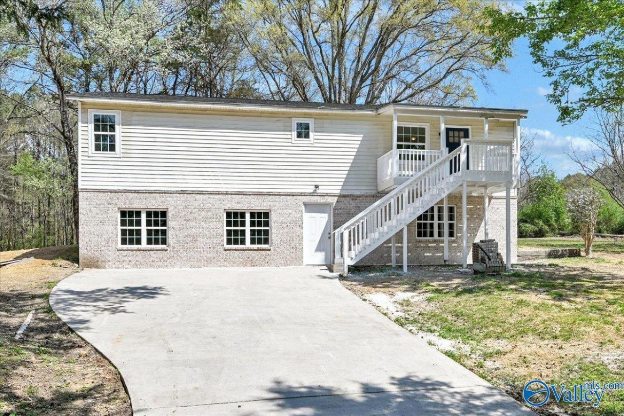 181 County Road 1336, Vinemont, AL 35179 Main Photo