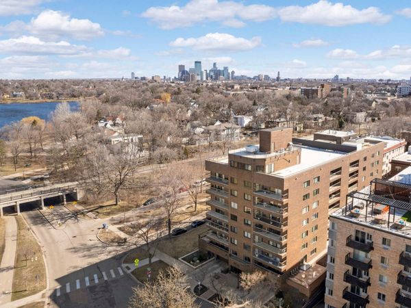 2885 Knox Avenue S, Unit 203, Minneapolis, MN 55408