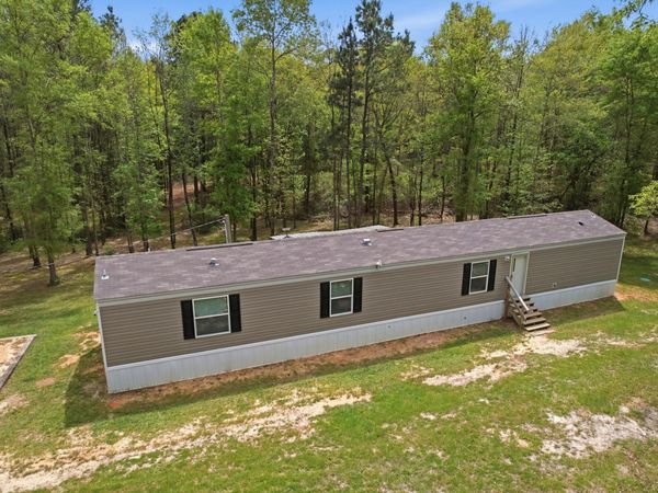 79 Pecan St., Richton, MS 39476