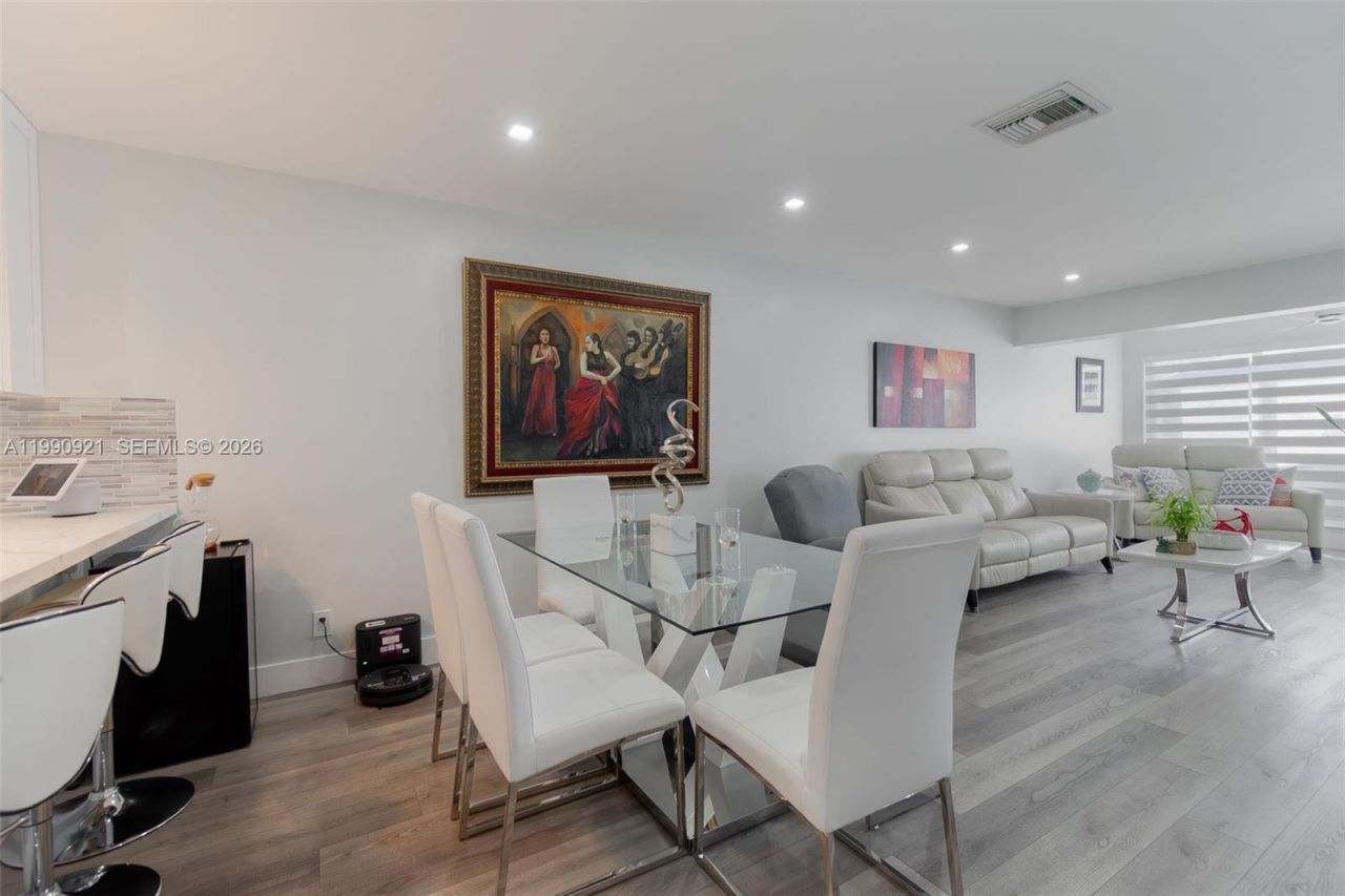 2400 Malayan Dr , Unit 94-D, Delray Beach, FL 33445 Photo