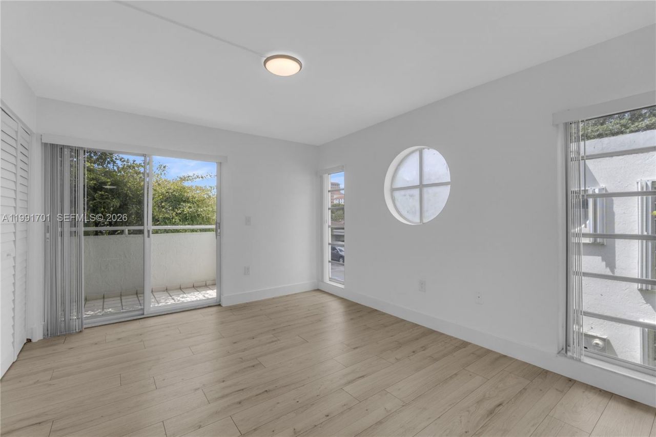 3599 SW 17th St , Unit 3599, Miami, FL 33145 Photo