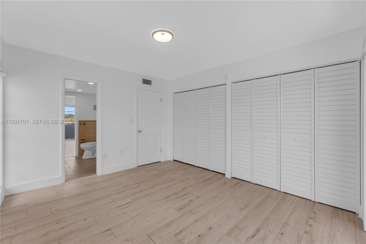 3599 SW 17th St , Unit 3599, Miami, FL 33145 Photo