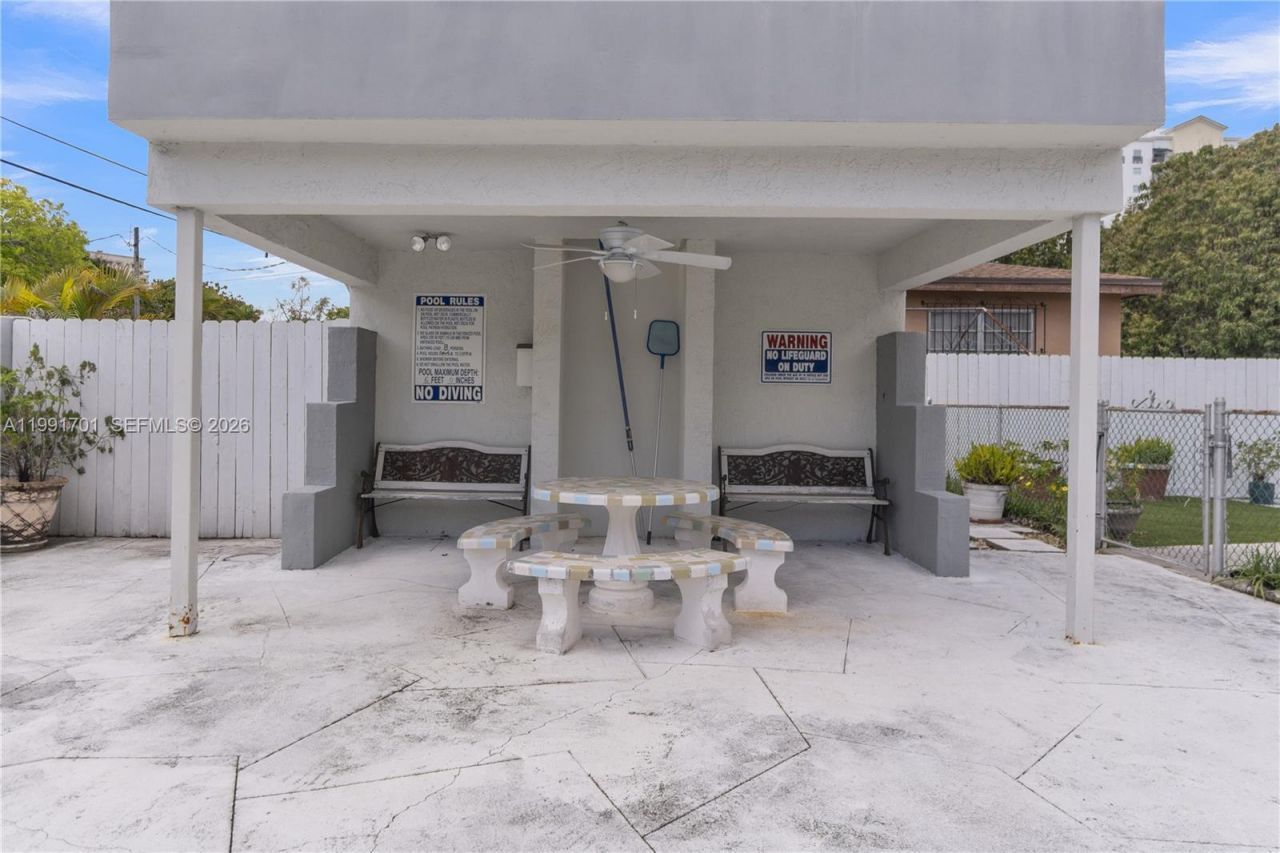 3599 SW 17th St , Unit 3599, Miami, FL 33145 Photo