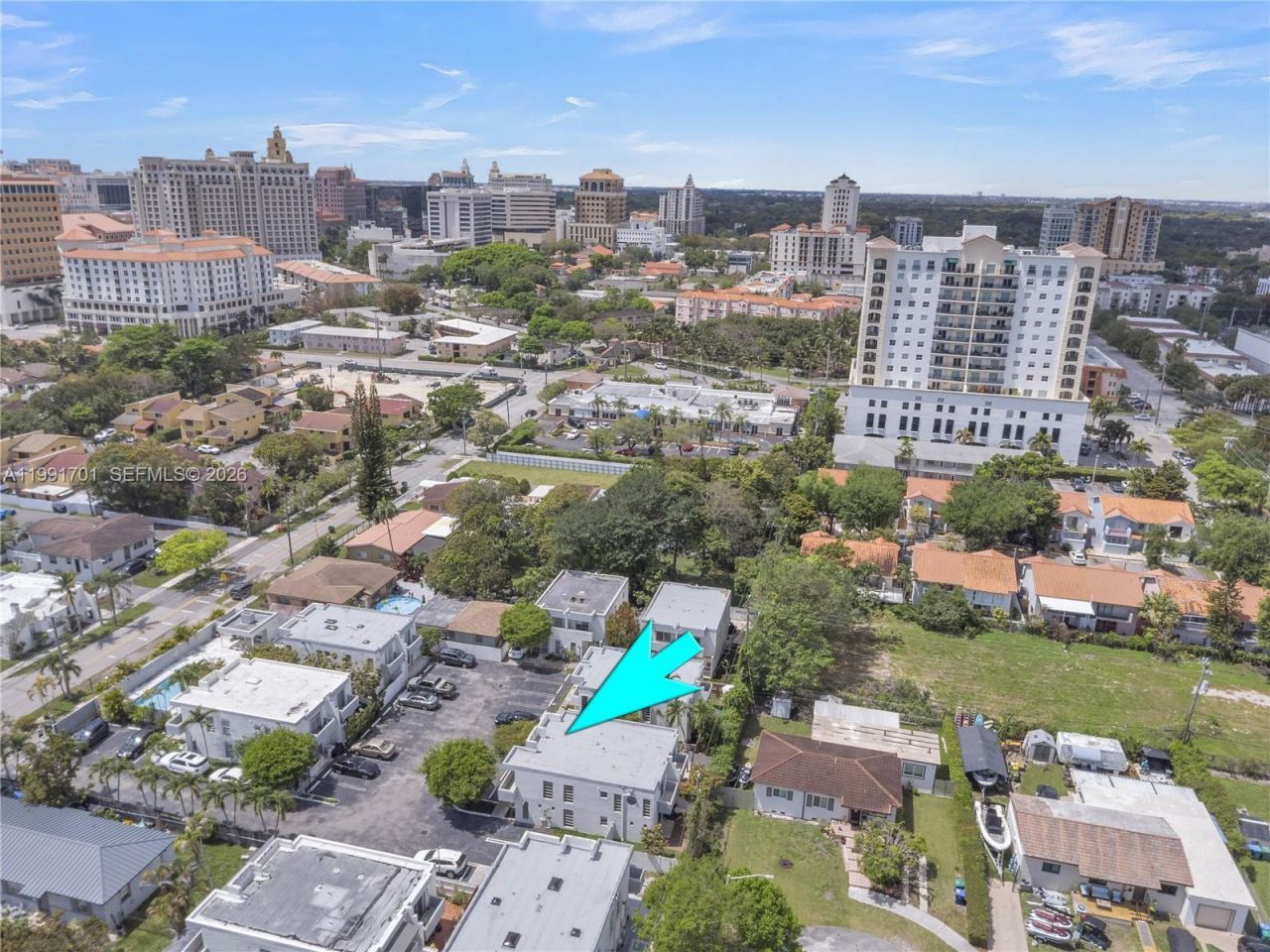 3599 SW 17th St , Unit 3599, Miami, FL 33145 Photo