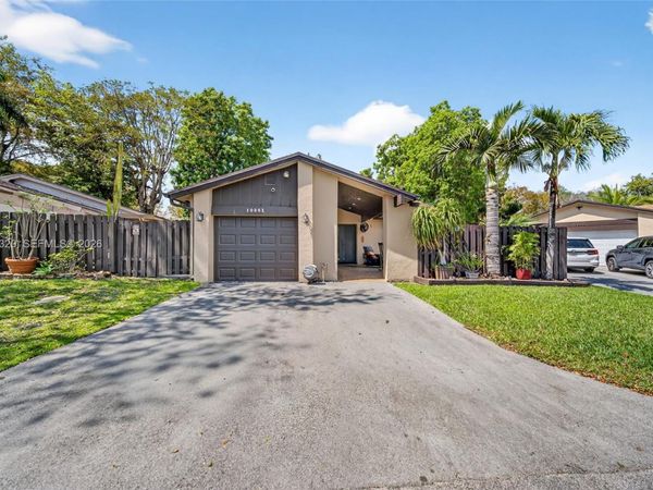 10861 SW 132nd Cir Ct , Miami, FL 33186