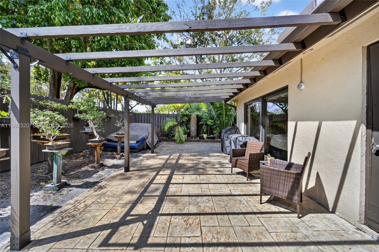 10861 SW 132nd Cir Ct , Miami, FL 33186 Photo