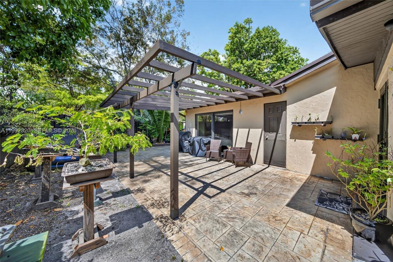 10861 SW 132nd Cir Ct , Miami, FL 33186 Photo