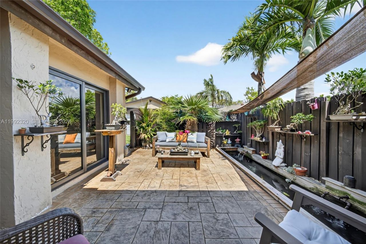 10861 SW 132nd Cir Ct , Miami, FL 33186 Photo