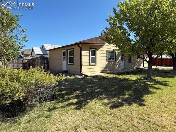 711 S 3rd Street, Lamar, CO 81052