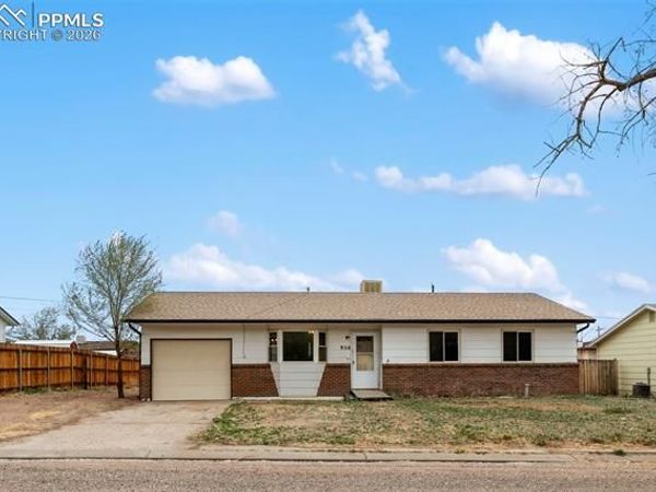 950 Kentucky Street, Canon City, CO 81212