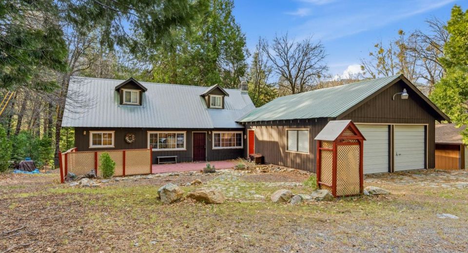 109 Lewis Ln., Sierra City, CA 96125 Photo