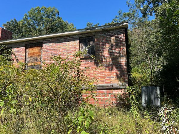 Hamilton Ridge, Alderson, WV 24910