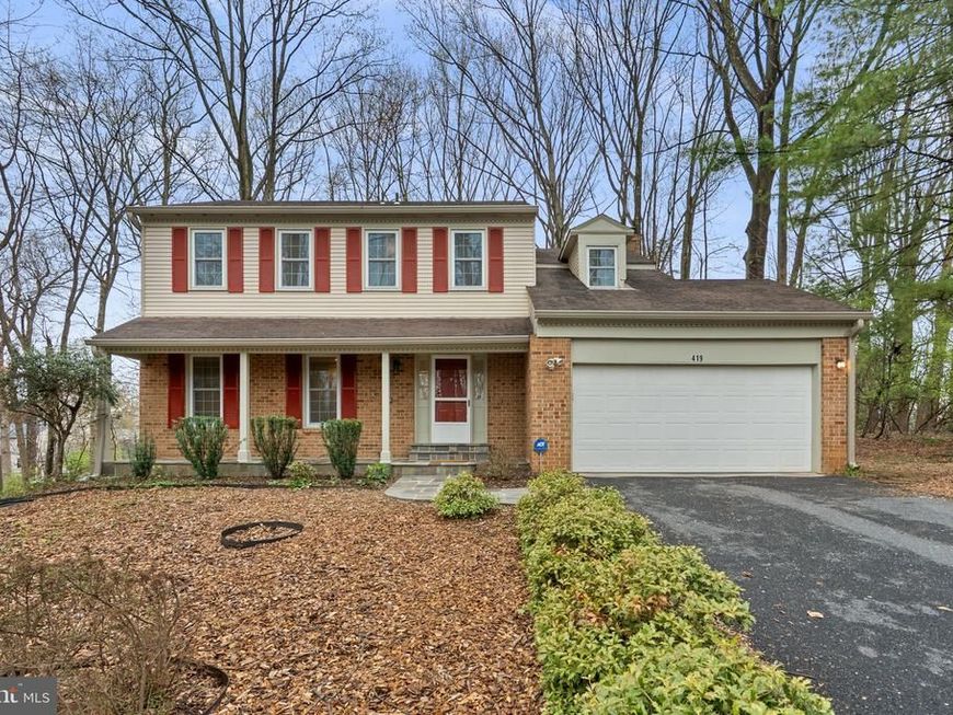 419 Watts Branch Parkway , Potomac, MD 20854 Main Photo