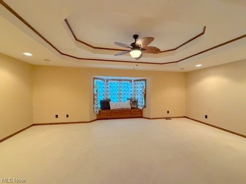 526 Oakdale Drive , Dover, OH 44622 Photo 13