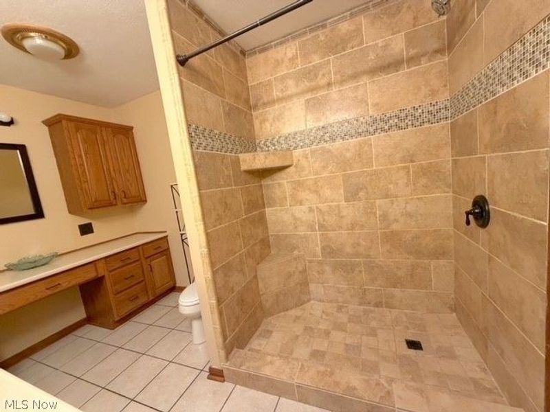 526 Oakdale Drive , Dover, OH 44622 Photo 16