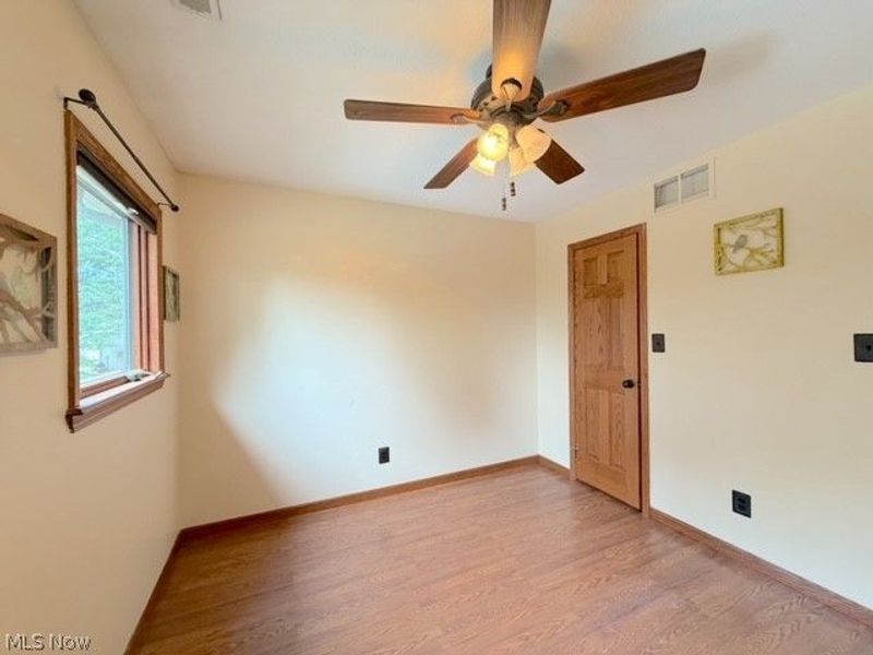 526 Oakdale Drive , Dover, OH 44622 Photo 19