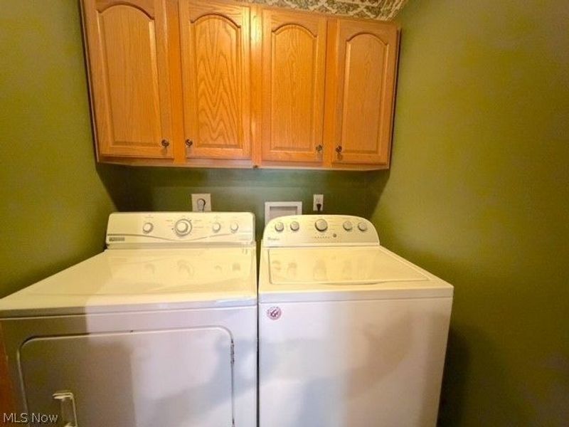 526 Oakdale Drive , Dover, OH 44622 Photo 22