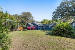 1409 Barbara Street photo 4